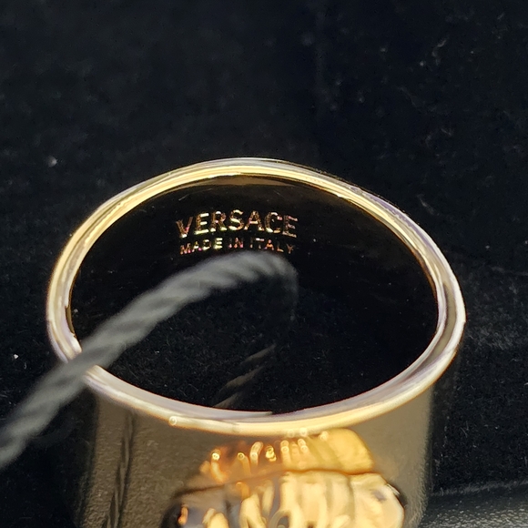 Versace Gold Medusa Signet Ring Size 5.75-NWT - Picture 10 of 10